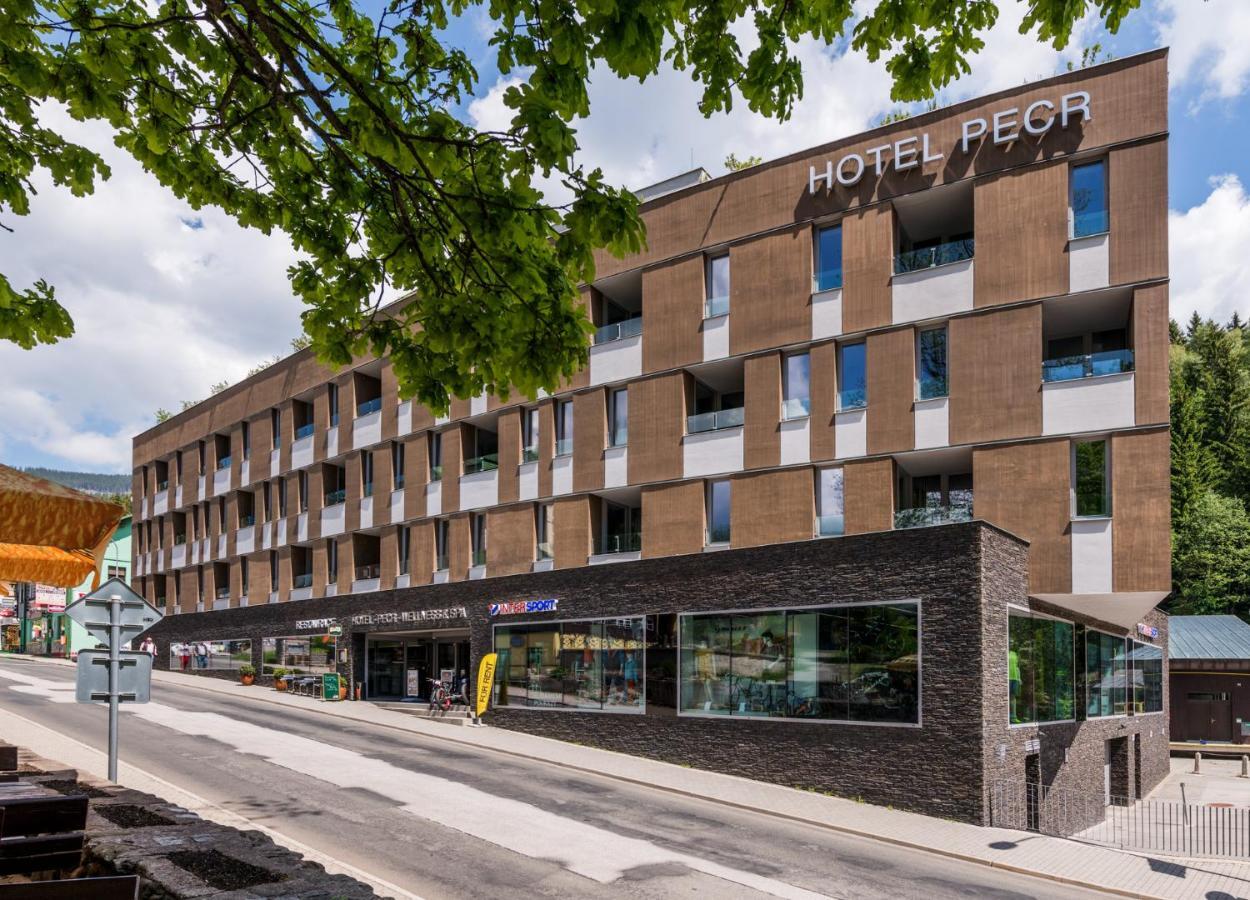 Pecr Well Aparthotel Pec pod Sněžkou